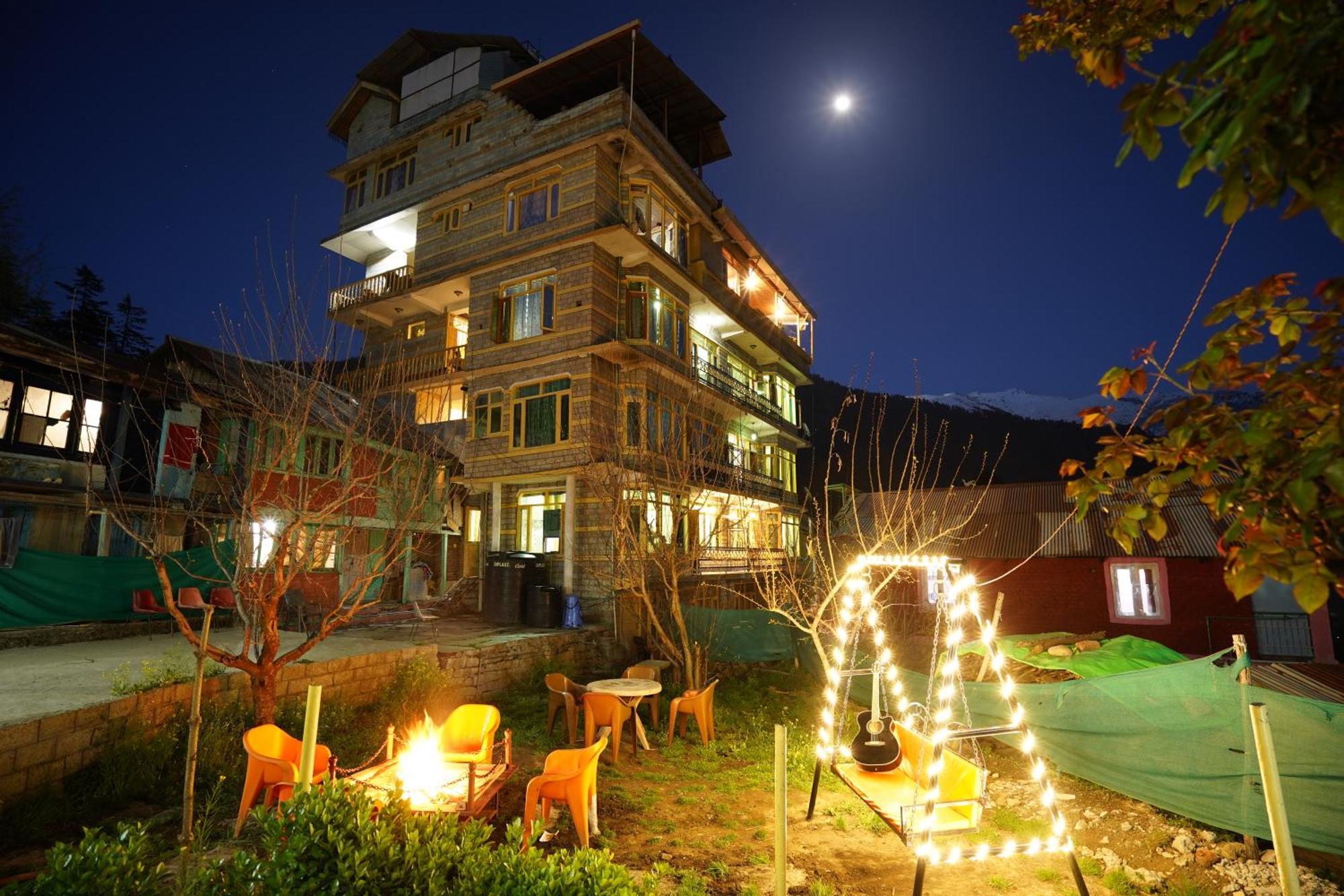 Woods Villa Cottage, Manali Manāli Exterior foto
