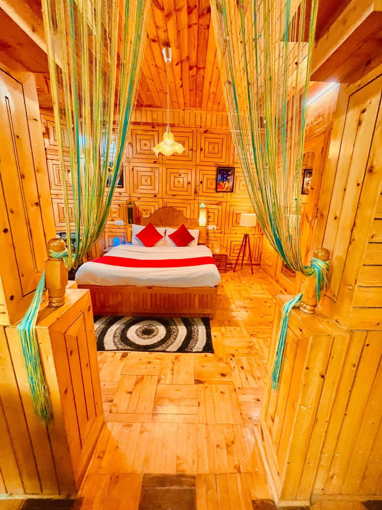 Woods Villa Cottage, Manali Manāli Exterior foto