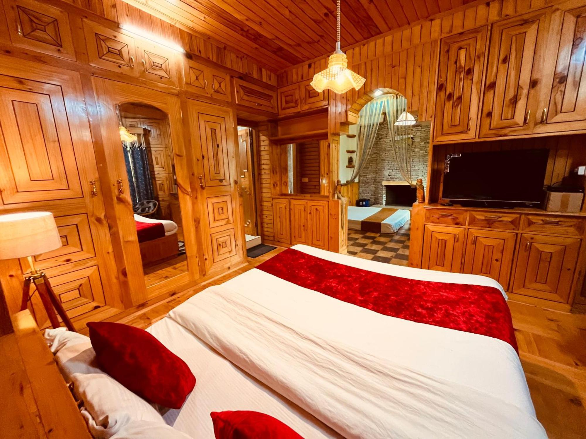 Woods Villa Cottage, Manali Manāli Exterior foto
